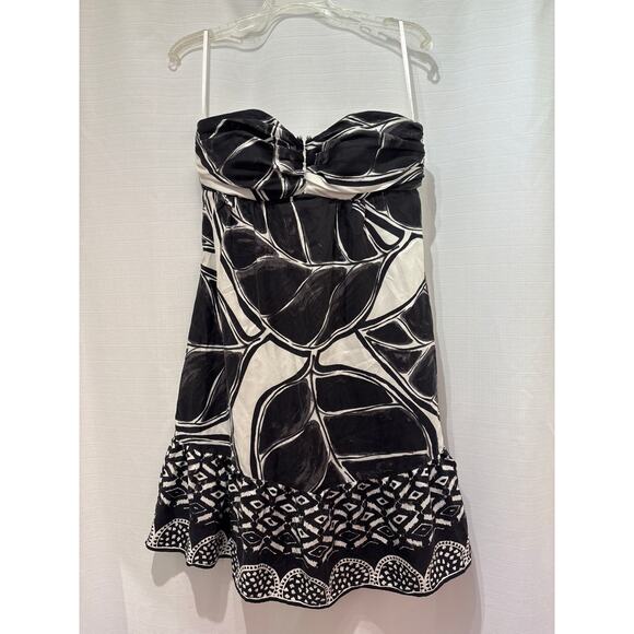 WHBM Strapless Charcoal Black White Leaf Print Silk Mini Dress 4 - Picture 1 of 6